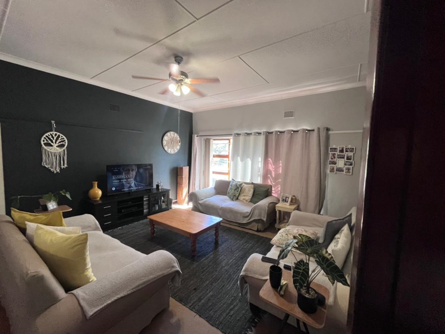 5 Bedroom Property for Sale in Rouxpark Western Cape